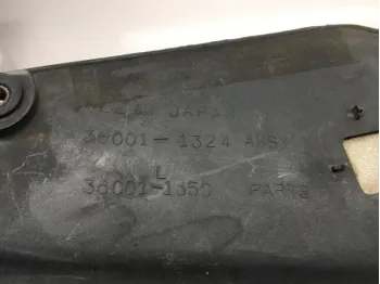 Cache carenage sous selle gauche KAWASAKI GTR 1000 1986-1993 ZG