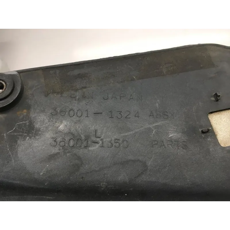 Cache carenage sous selle gauche KAWASAKI GTR 1000 1986-1993 ZG
