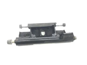 Support moteur SUZUKI UH 125 2007-2013 BURGMAN