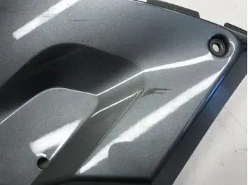 Cache lateral gauche YAMAHA YPR 125 2006-2009 XMAX