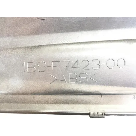 cache lateral droit YAMAHA YPR 125 2006-2009 XMAX