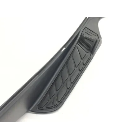 Plancher marche pied droit SUZUKI AN 400 2003-2006 BURGMAN