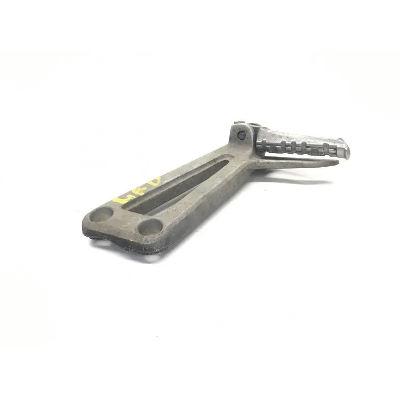 Platine et repose pieds arriere droit YAMAHA TDR 125 1993-1996