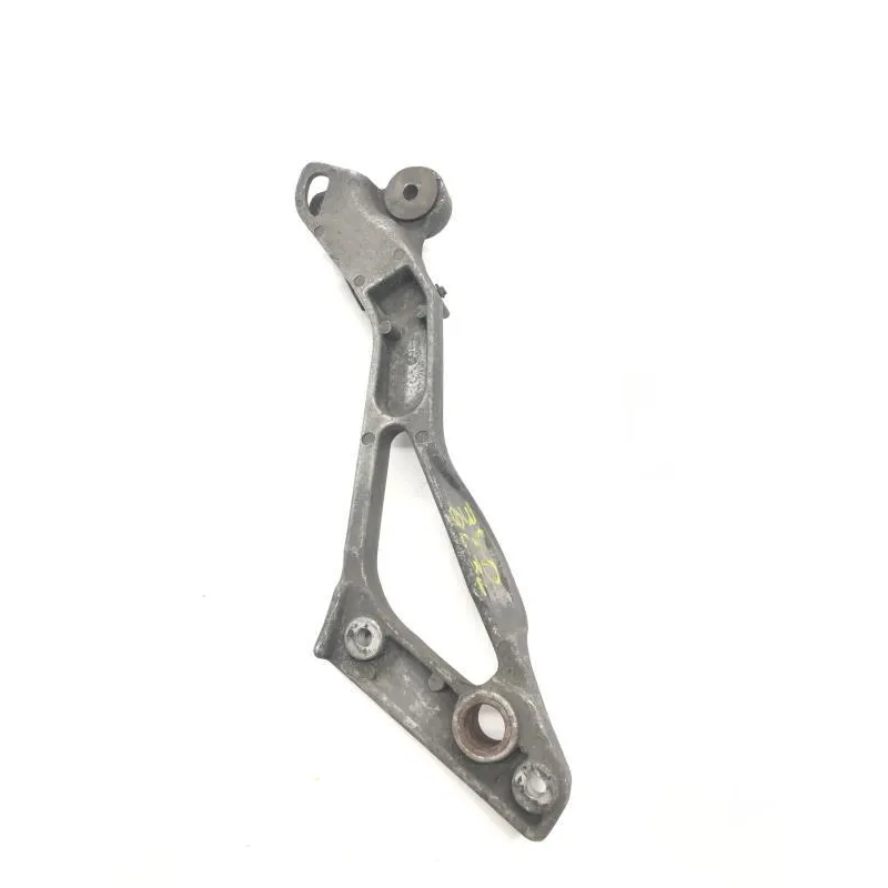 Platine et repose pieds arriere droit YAMAHA TDM 850 1991-1993