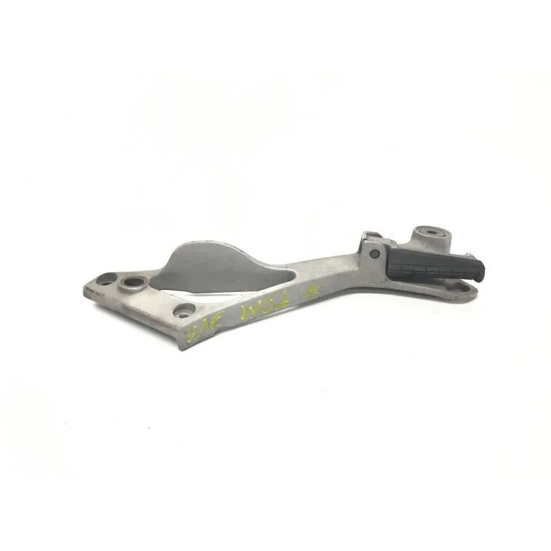 Platine et repose pieds arriere droit YAMAHA TDM 850 1991-1993