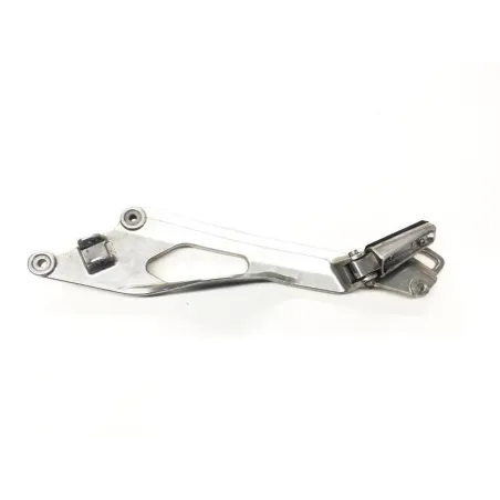 Platine et repose pieds arriere gauche YAMAHA TDM 900 2002-2005