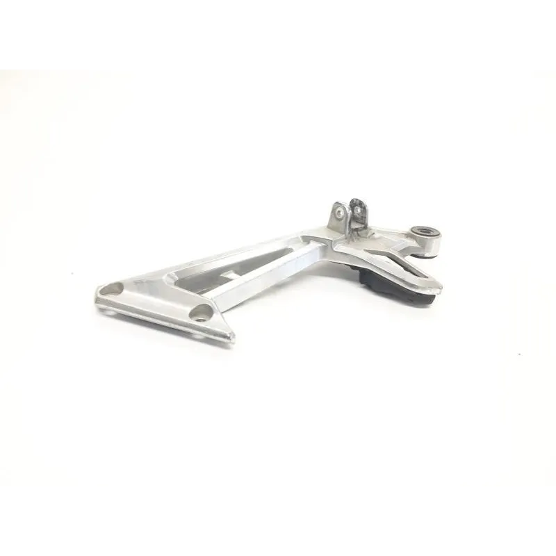 Platine arriere droite YAMAHA FZS 1000 2001-2003 FAZER