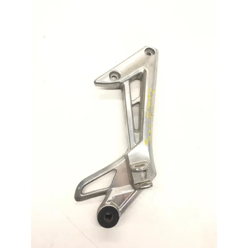 Platine arriere droite YAMAHA FZS 1000 2001-2003 FAZER