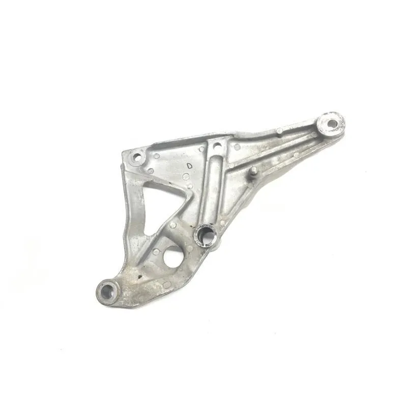 Platine arriere droite YAMAHA XZ 550 1982-1983