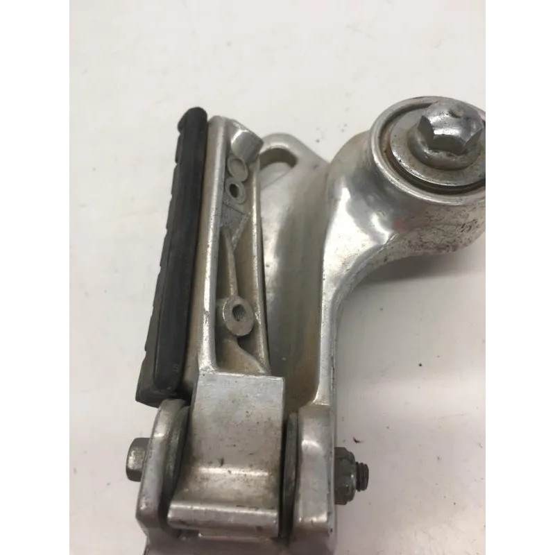 Platine et repose pieds arriere gauche YAMAHA TDM 850 1996-2001
