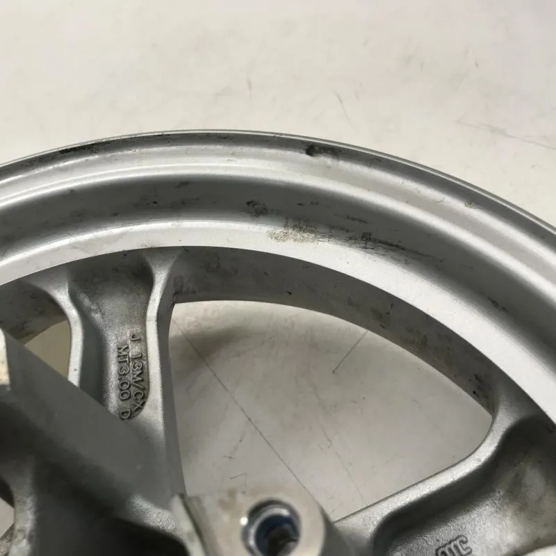 Jante avant SUZUKI AN 400 2003-2006 BURGMAN