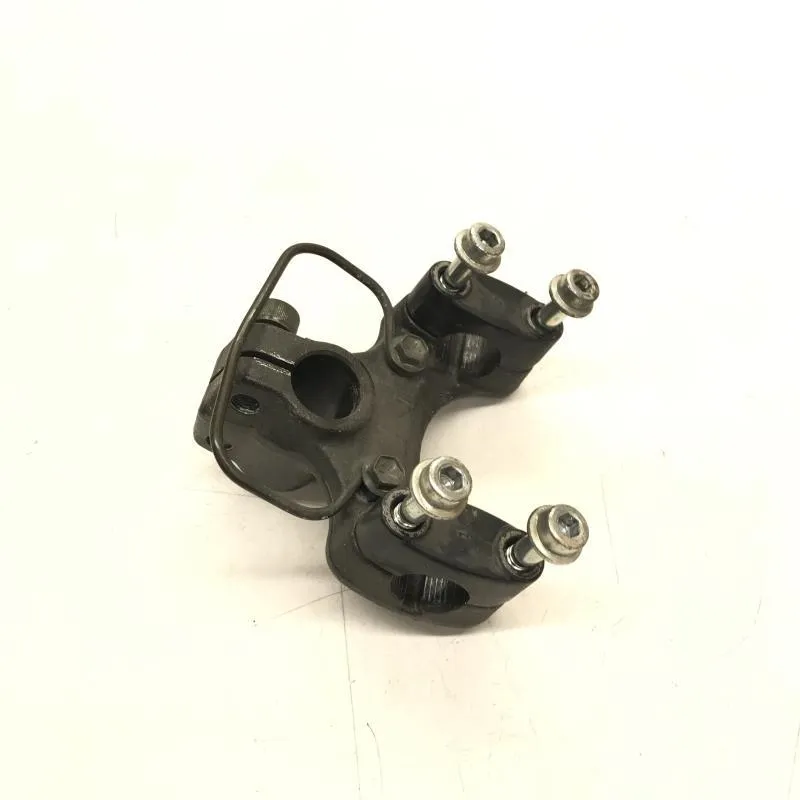 Pontets de guidon SUZUKI AN 400 2003-2006 BURGMAN