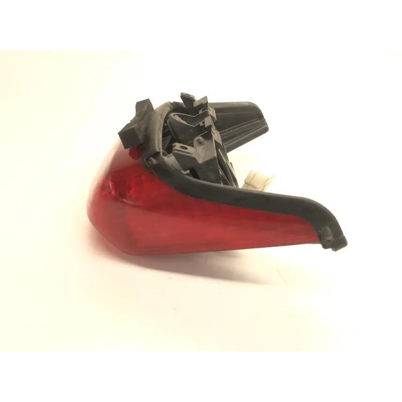 Feu arriere YAMAHA YZF 600 1999-2000 R6