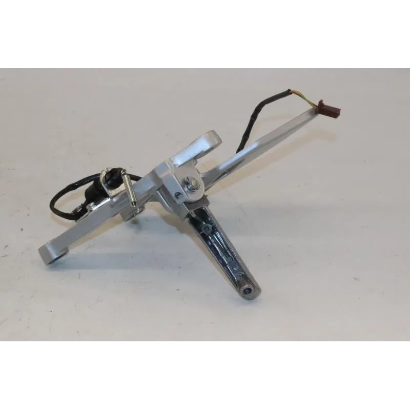 Platine avant droite YAMAHA TZR 50 2003 - 2013