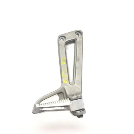 Platine et repose pieds arriere droit YAMAHA TDR 125 1993-1996