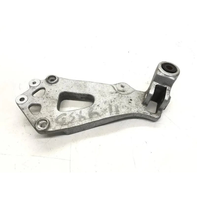 Platine arriere droite SUZUKI GSXR 1100 1986-1988