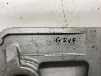 Platine avant gauche SUZUKI GSX F 600 1998-2006