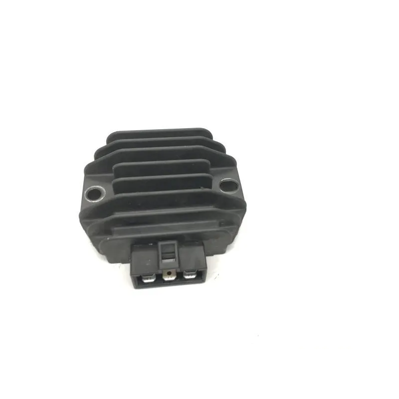 Regulateur charge batterie YAMAHA YZF 125 R 2008-2013