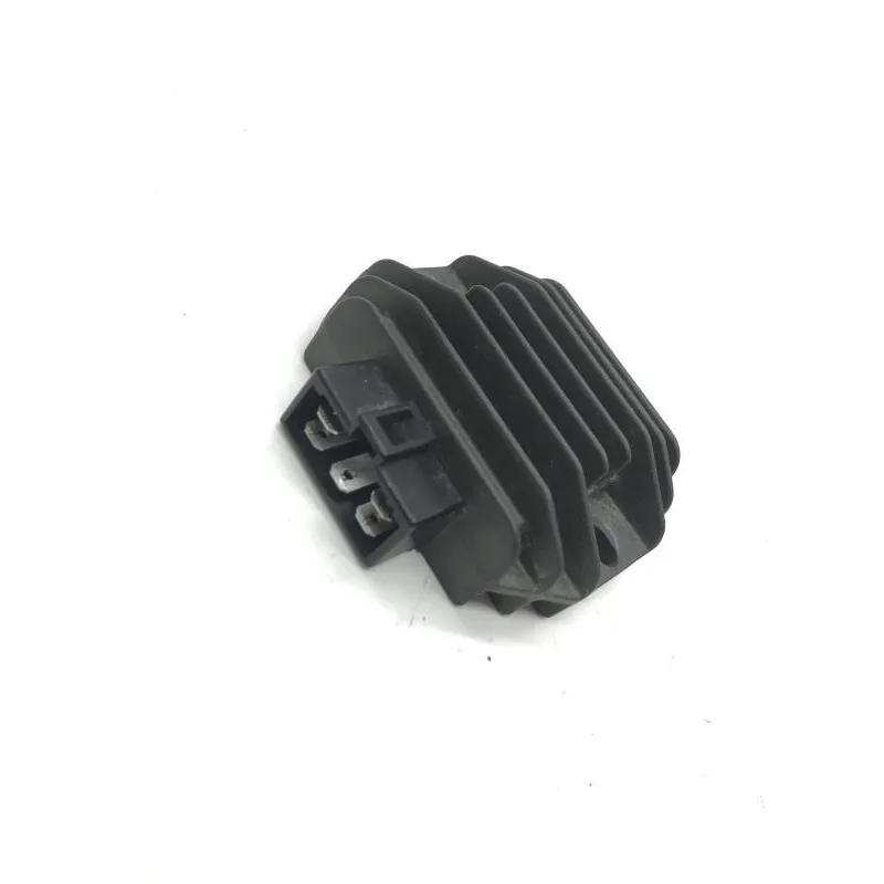 Regulateur charge batterie PIAGGIO VESPA LX 125 2005-2009