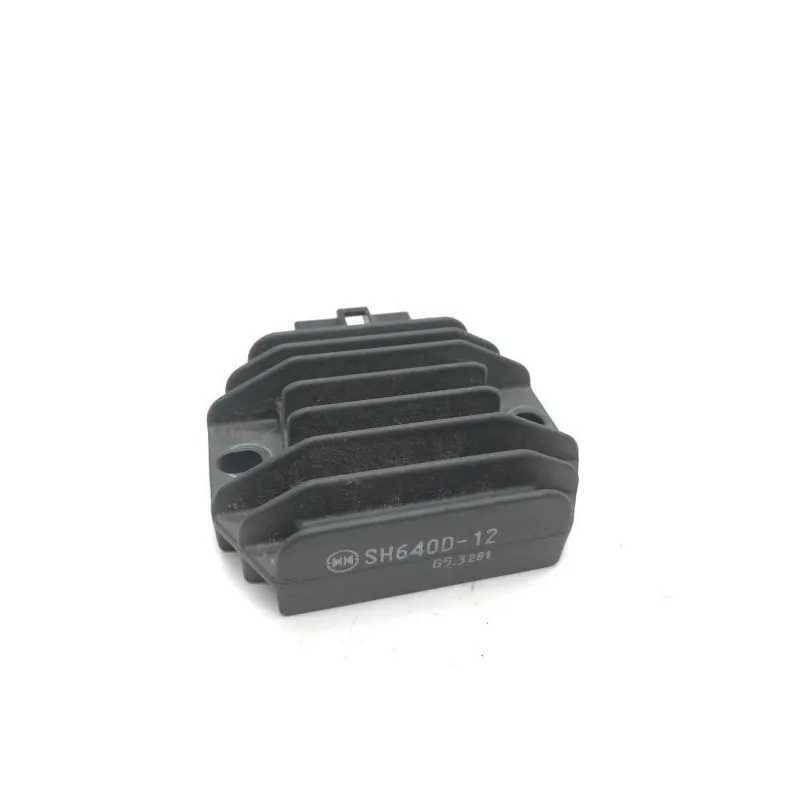 Regulateur charge batterie PIAGGIO VESPA LX 125 2005-2009
