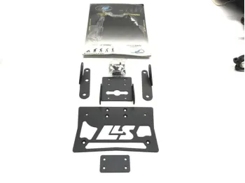 Support de plaque et eclairage SUZUKI GSXR 600 2006-2007
