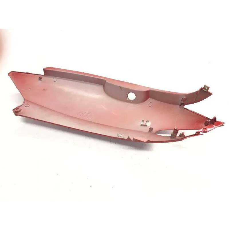 Cache carenage coque arriere droit KYMCO DINK 125 2006-2007 EURO 3