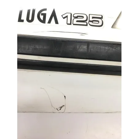 Cache carenage coque arriere gauche YAMAHA XC 125 1985-1989 BELUGA