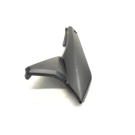 Cache carenage sous selle gauche SUZUKI GSF 650 2007-2008 BANDIT