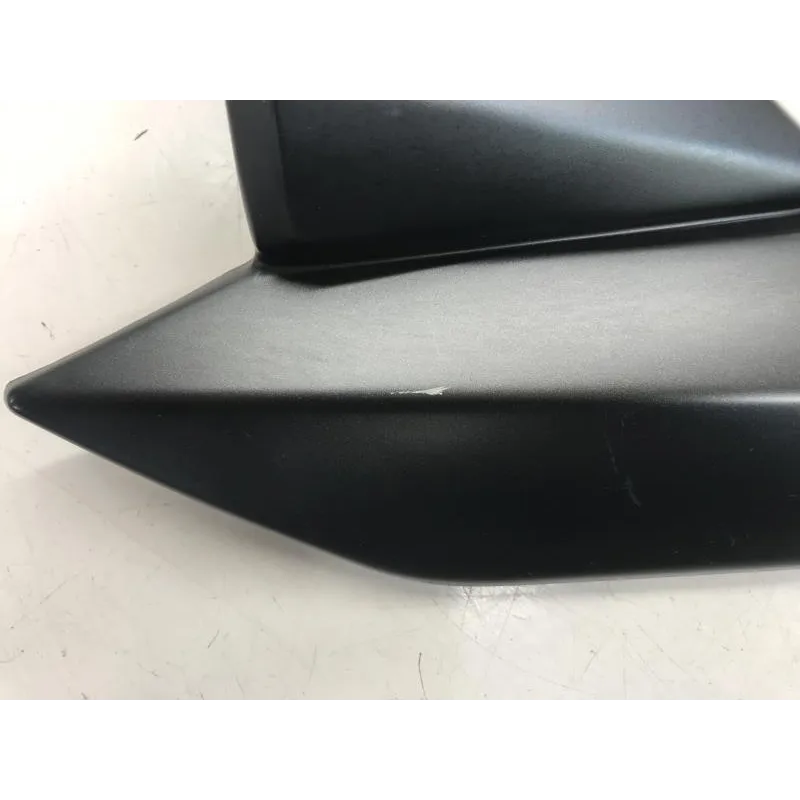 Cache carenage sous selle gauche SUZUKI GSF 650 2007-2008 BANDIT