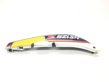 Cache carenage coque arriere gauche HONDA NSR 125 1987-1988