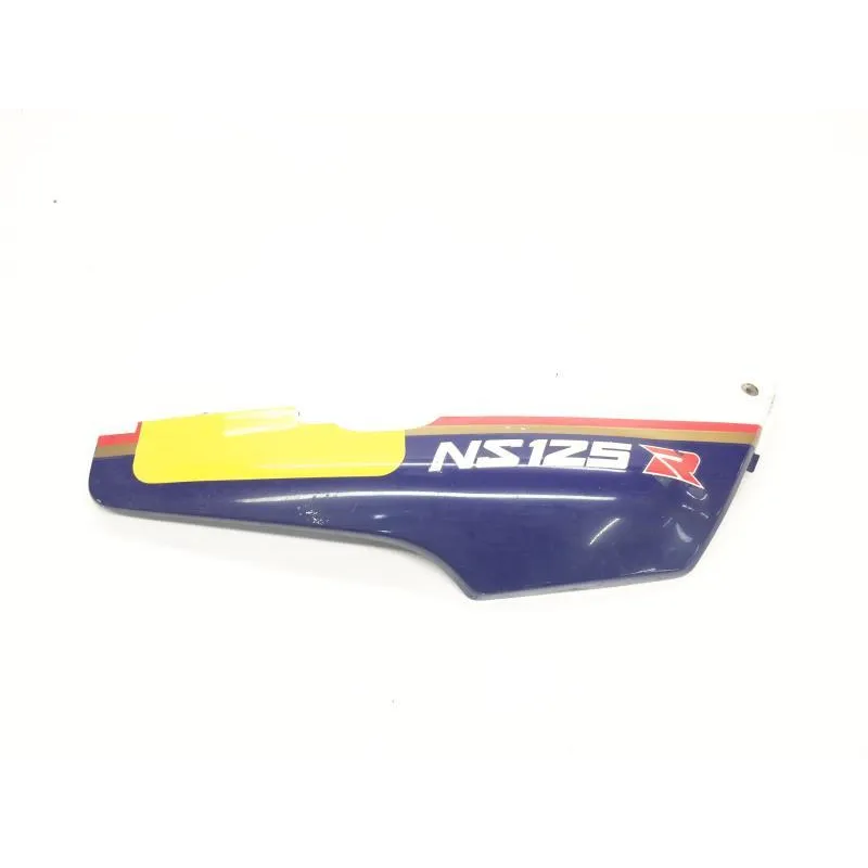 Cache carenage coque arriere droit HONDA NSR 125 1987-1988