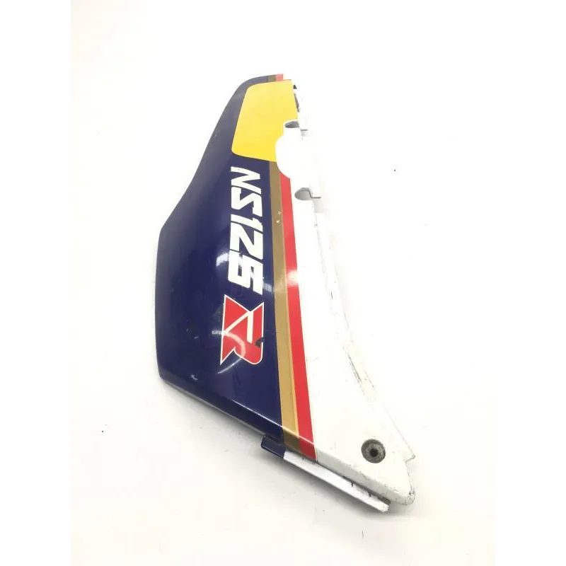 Cache carenage coque arriere droit HONDA NSR 125 1987-1988