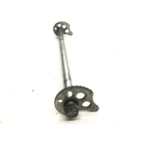 Axe de roue arriere YAMAHA TW 125 2002-2006