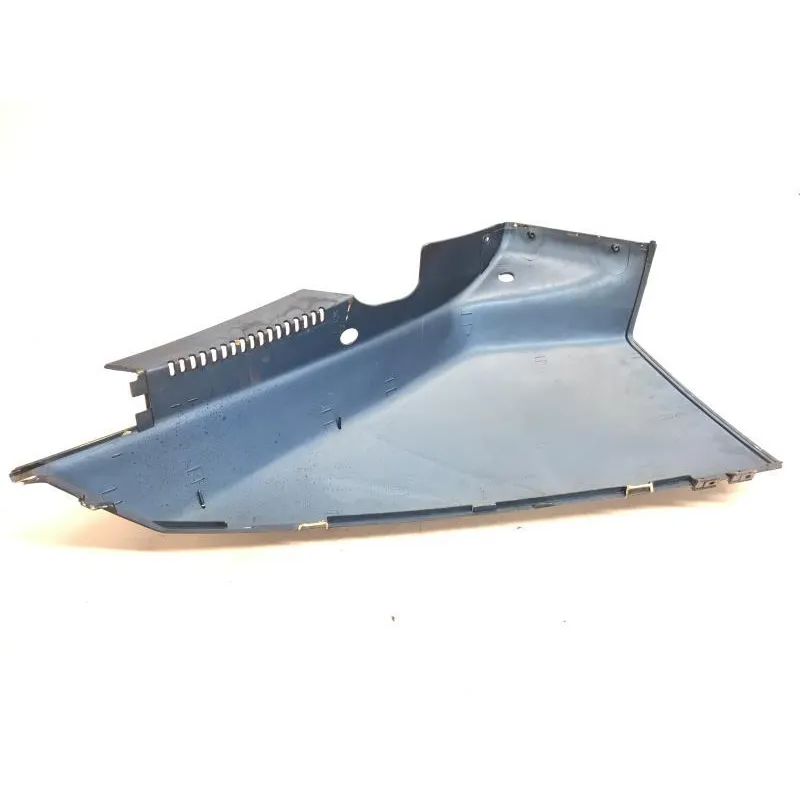 Cache carenage coque arriere droit HONDA CN 250 1988-1990 SPAZIO