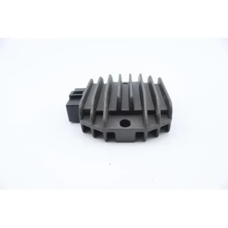 Regulateur charge batterie PIAGGIO FLY 125 2005 - 2007