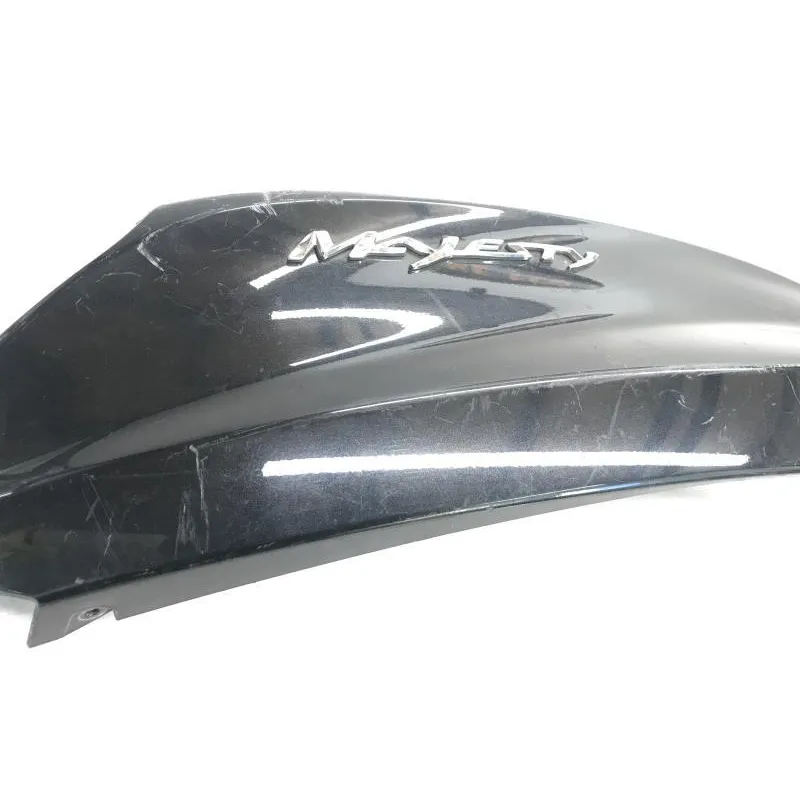Cache carenage coque arriere droit YAMAHA YP 400 2009-2011 MAJESTY
