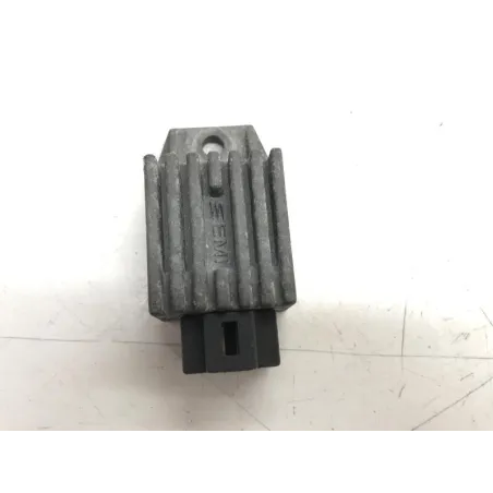 Regulateur charge batterie PEUGEOT LUDIX 50 2004-2005 ONE 10P