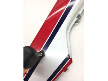 Cache carenage coque arriere gauche YAMAHA FZR 750 R 1988-1990