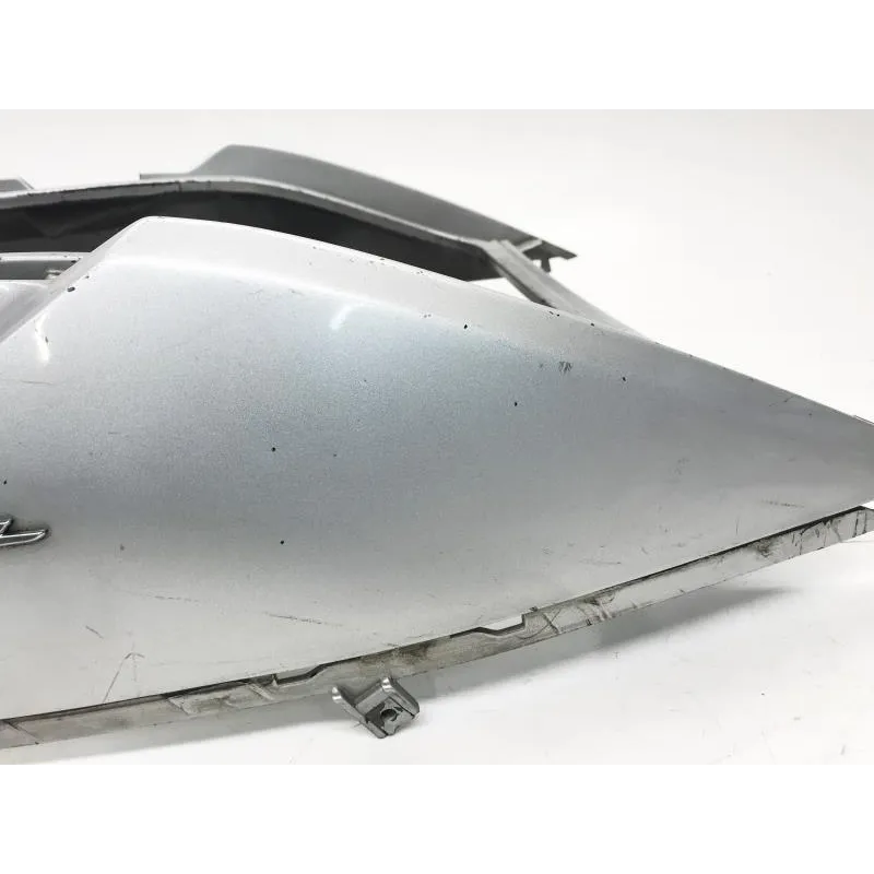 Cache carenage coque arriere YAMAHA YP 250 1996-1998 MAJESTY