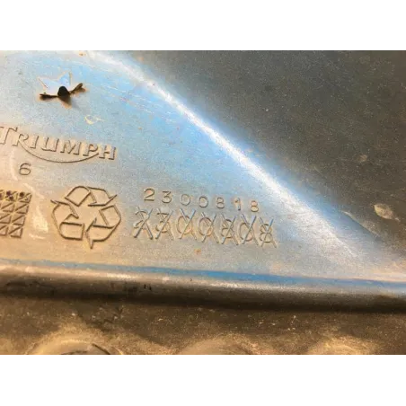 Cache carenage sous selle droit TRIUMPH TIGER 900 1993-1998