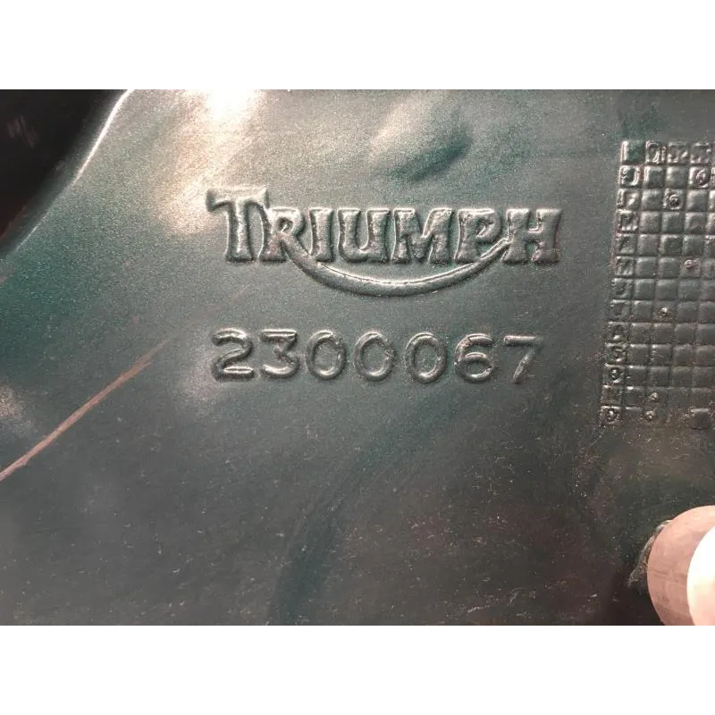 Cache carenage coque arriere gauche TRIUMPH TROPHY 900 1992-1995