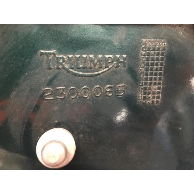 Cache carenage coque arriere droit TRIUMPH TROPHY 900 1992-1995