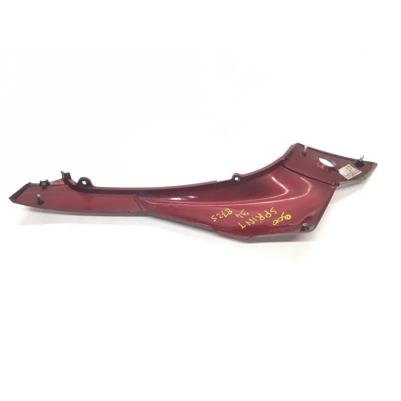 Cache carenage coque arriere gauche TRIUMPH SPRINT 900 1993-1997