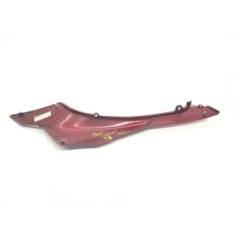Cache carenage coque arriere droit TRIUMPH SPRINT 900 1993-1997