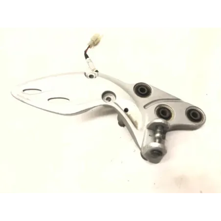 Platine avant droite SUZUKI GSXR 1300 2008-2017 HAYABUSA
