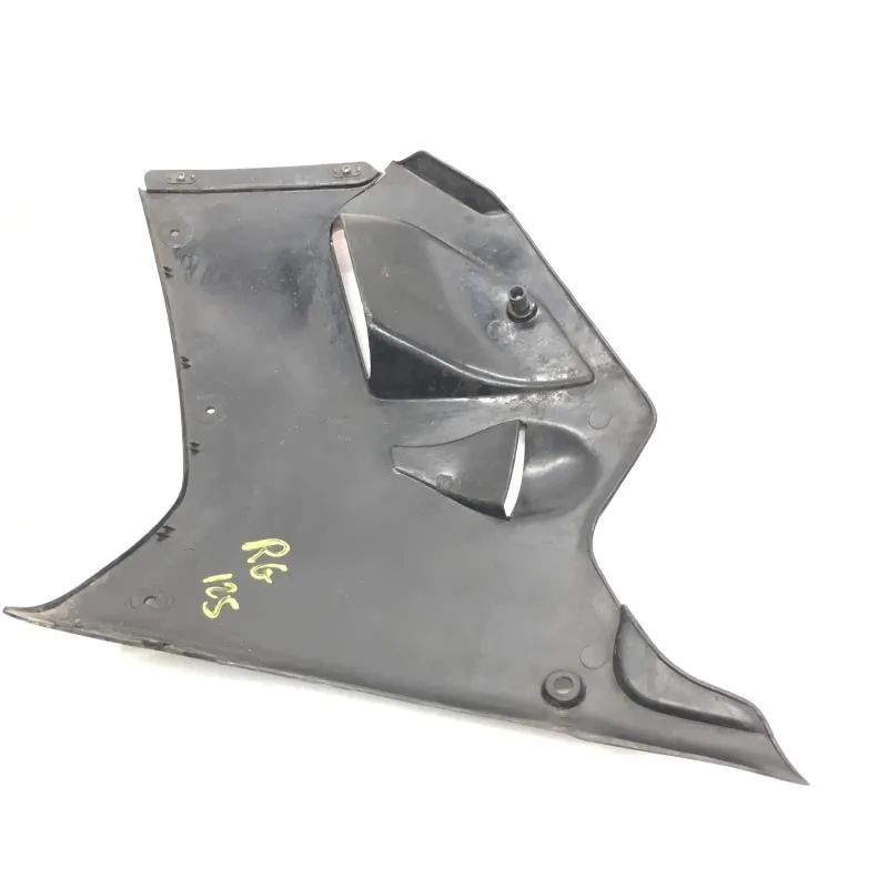 Cache flanc de carenage droit SUZUKI RG 125 F 1992-1996 GAMMA
