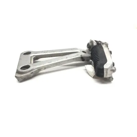 Platine et repose pieds arriere droit SUZUKI GSF 400 1991-1993 BANDIT