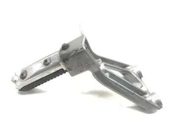 Platine et repose pieds arriere gauche SUZUKI GSF 1200 1996-2000 BANDIT