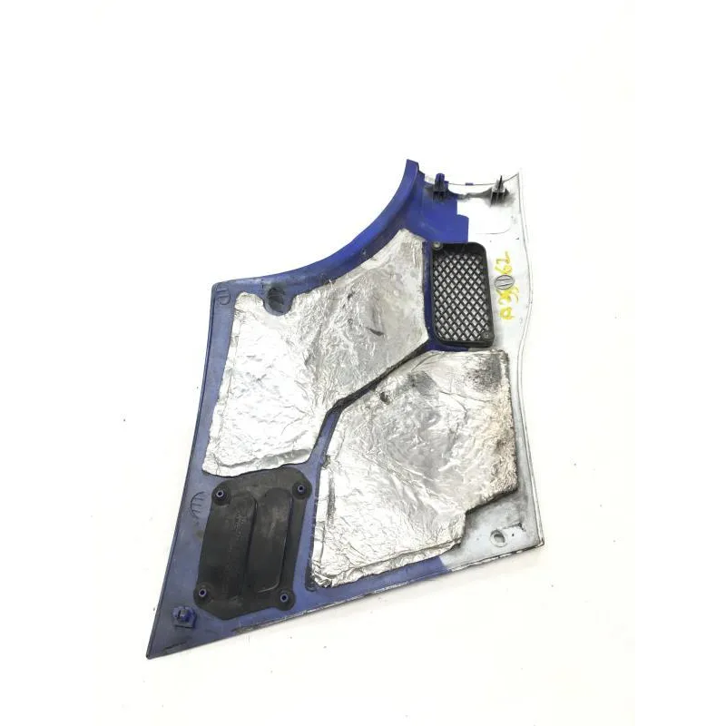 Cache carenage sous selle droit HONDA CBR 1000 F 1987-1988