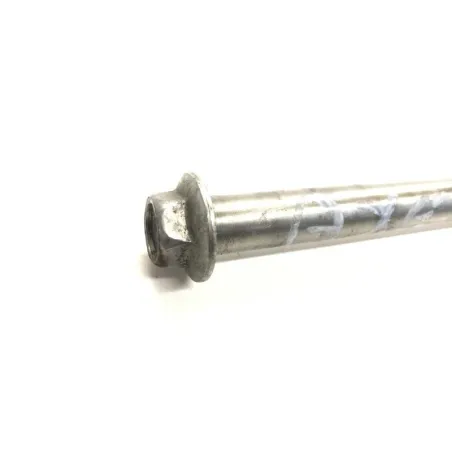 Axe de roue arriere KAWASAKI W 650 1999-2000 EJ